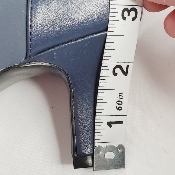 Life Stride Pascal Dress Pump - Picture 10 of 10